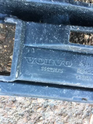 31425175 Заглушка (решетка) в бампер Volvo XC60 2 Арт 2-582809, вид 3
