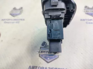 933202E000CA Кнопка обогрева сидений Hyundai Tucson 1 Арт 2-591575, вид 5