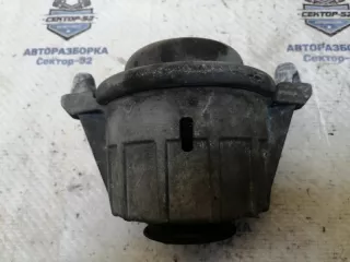 A2042400117 Подушка крепления двигателя Mercedes C W204 Арт 2-593934, вид 1