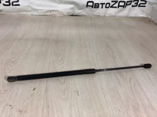 1 666 068 Амортизатор крышки багажника (3-5 двери) Ford Fiesta 6 Арт 2-600281, вид 1