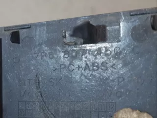 7P6807450C Заглушка (решетка) в бампер Volkswagen Touareg 2 Арт 2-639229, вид 3