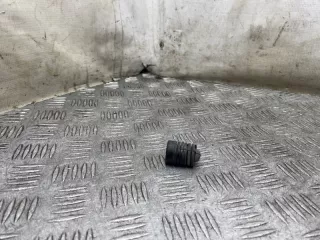 9008054034 Отбойник капота Pontiac Vibe 1 Арт 2-655012, вид 7