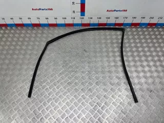 6815133080 Уплотнитель стекла Toyota Camry XV30 Арт 2-657022, вид 1