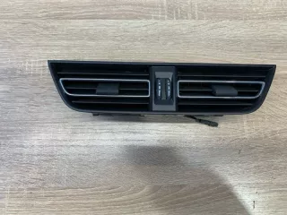 95B819110E Дефлектор обдува салона Porsche Macan Арт 2-691373, вид 2