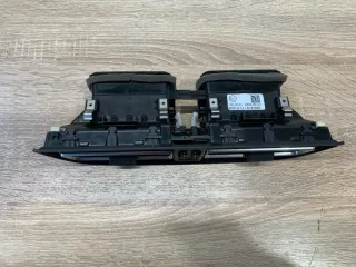 95B819110E Дефлектор обдува салона Porsche Macan Арт 2-691373, вид 3