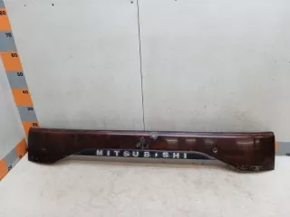 MR508183 Накладка двери (крышки) багажника Mitsubishi Montero 3 Арт 2-699164, вид 1