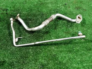 03C145140K Трубка подачи масла в турбину Volkswagen Passat B7 Арт 2-708886, вид 1