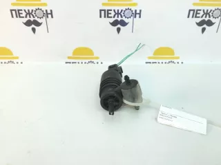 8260A021 Насос (моторчик) омывателя стекла Mitsubishi Colt 6 Арт 2-730304, вид 4