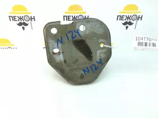H52104EAMA Кронштейн усилителя бампера переднего (домик) Nissan Qashqai 2 Арт 2-730412, вид 1