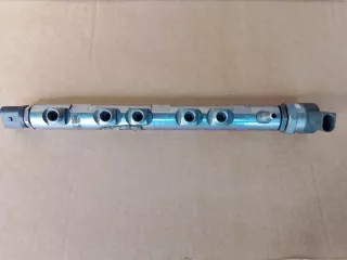 780912803 Топливная рампа с датчиком BMW 3 E90/E91/E92/E93 Арт 2-780456, вид 3