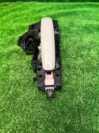 8T0837205A Ручка наружная Audi A4 B8 Арт 2-800316, вид 2