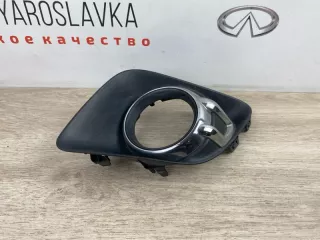 8321A386 Накладка противотуманной фары Mitsubishi ASX Арт 2-814159