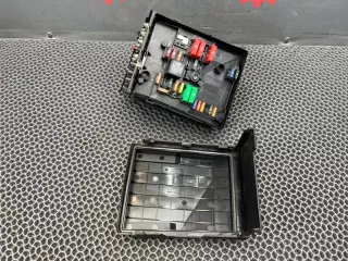 1K0937125A Блок предохранителей Volkswagen Touran 1 Арт 2-824392, вид 3