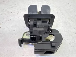 8X3827933BGRU Замок багажника Audi A1 Арт 2-825770, вид 2