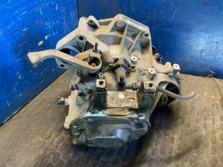 02T300020R КПП механическая (МКПП) Skoda Fabia 3 Арт 2-831753, вид 3
