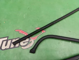 51718215915 Уплотнители капота BMW 3 E46 Арт 2-835663, вид 2