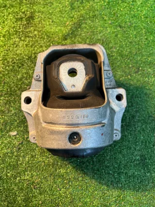8R0198381C Подушка крепления двигателя Audi A4 B8 Арт 2-842561, вид 1