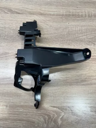 8W8867730A Кронштейн Audi A5 (S5,RS5) 2 Арт 2-844146, вид 2