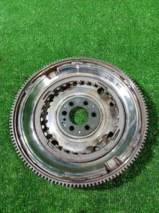 036105266D Маховик двухмассовый Volkswagen Golf 6 Арт 2-846592, вид 1