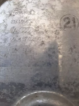 06L117021G Радиатор масляный Audi Q5 2 Арт 2-854245, вид 4