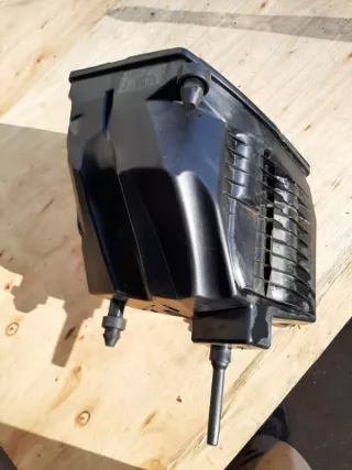 8W0133837B Корпус воздушного фильтра Audi A4 B9 Арт 2-867709, вид 2