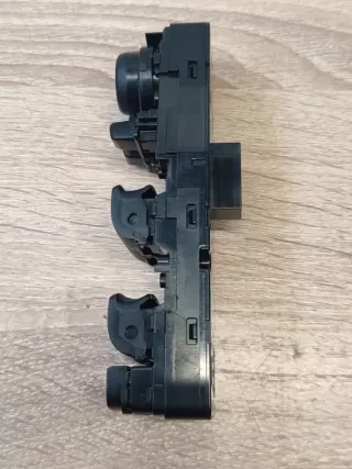 61316832729 Блок управления стеклоподъемниками BMW X5 G05  Арт 2-876474, вид 2