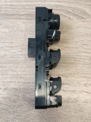 61316832729 Блок управления стеклоподъемниками BMW X5 G05  Арт 2-876474, вид 3