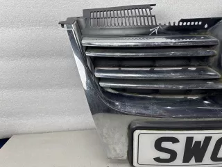1K5853653 Решетка радиатора Volkswagen Jetta 5 Арт 2-879977, вид 4