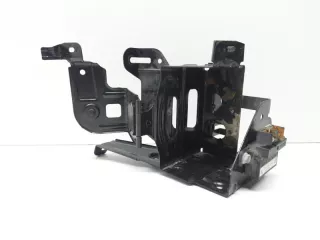 A2045400440 Крепление аккумулятора Mercedes C W204 Арт 2-884125, вид 2