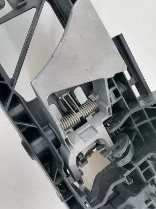 A0997602102 Кронштейн ручки Mercedes CLA c118 Арт 2-892182, вид 3