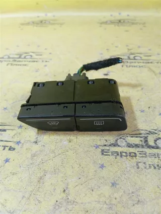 18K574AB Кнопка обогрева заднего стекла Ford Focus 1 Арт 2-901384, вид 1