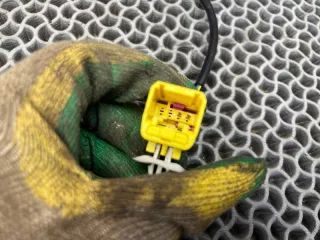 7L0857778C Ответная часть ремня безопасности Porsche Cayenne 955 Арт 2-901795, вид 7