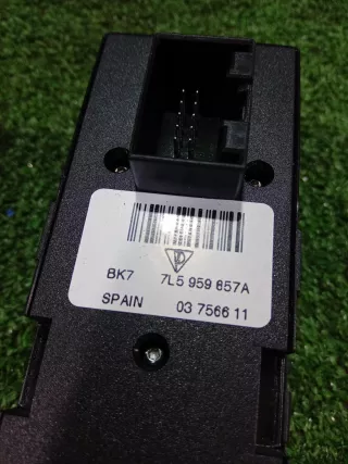 95561315601 Блок управления стеклоподъемниками Porsche Cayenne 959 Арт 2-905249, вид 4