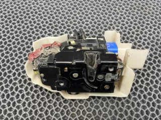 95553101501 Замок двери Porsche Cayenne 955 Арт 2-905548, вид 4