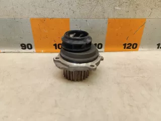06B121019D Помпа Volkswagen Passat B6 Арт 2-905986, вид 1