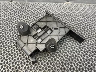 5Q0906507F Кронштейн блока управления двигателем Audi A3 8V Арт 2-912443, вид 2