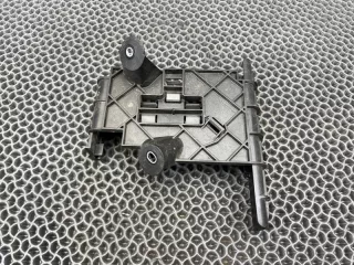 5Q0906507F Кронштейн блока управления двигателем Audi A3 8V Арт 2-912443, вид 3