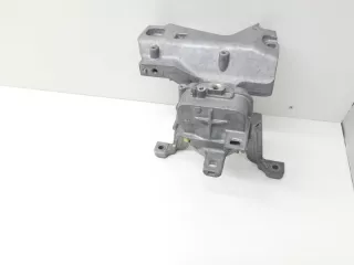 A2472402700 Подушка крепления двигателя Mercedes CLA c117 Арт 2-917379, вид 1