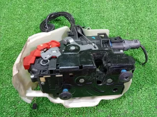3D2837015K Замок боковой двери Volkswagen Golf 5 Арт 2-918505, вид 2