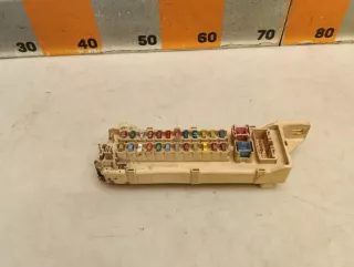 LD4766730 Блок предохранителей Mazda MPV 2 Арт 2-922134, вид 1