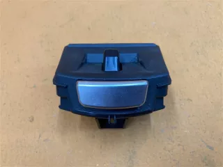 1839829X Кнопка подлокотника Infiniti J Арт 2-935843
