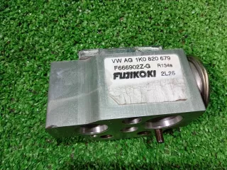 1K0820679 Датчик кондиционера Volkswagen Scirocco 3 Арт 2-936164, вид 3