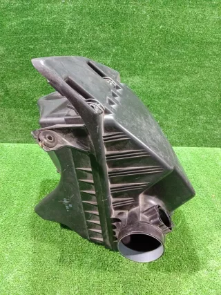 13717521030 Корпус воздушного фильтра BMW 5 E60/E61 Арт 2-936440, вид 2