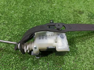 95562477302 Замок лючка бензобака Porsche Cayenne 958 Арт 2-940083, вид 4
