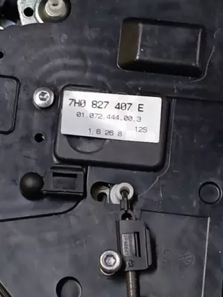 7h1 Замок багажника Volkswagen Transporter T5 Арт 2-943492, вид 4