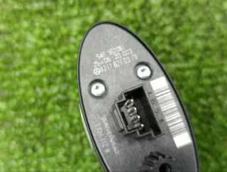 A2118210379 Кнопка открытия багажника Mercedes E W211 Арт 2-947948, вид 7