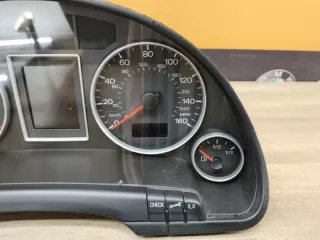 8e0920950r Щиток приборов (приборная панель) Audi A4 B7 Арт 2-951891, вид 4
