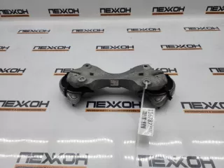 A2132400300 Подушка кпп Mercedes C W205 Арт 2-960005, вид 1