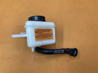 L1MC-2N147-AC Бачок главного тормозного цилиндра Ford Explorer 6 Арт 2-962969, вид 2