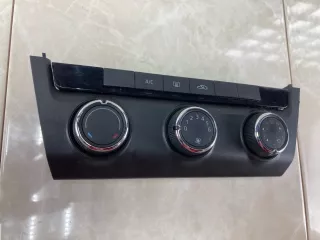 5E0820047M Блок управления климатом, печкой Skoda Octavia A7 Арт 2-963219, вид 2